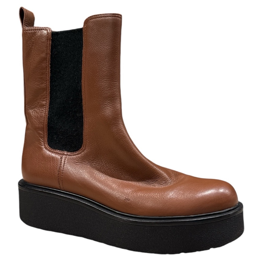VINCE Brinton water repellant leather platform chelsea boots 8.5